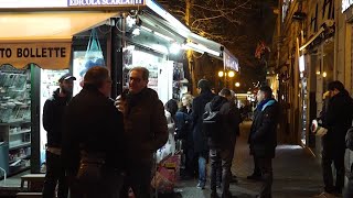 A Napoli la "Notte Bianca" delle edicole che non si arrendono