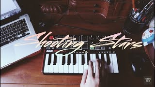 Shooting Stars - Bag Raiders (Instrumental Remake) with AKAI MPK Mini2 "MEME SONG"