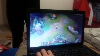 LoL girdikden sonra siyah ekran gelip gidiyor
