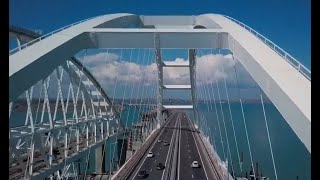 Как Россия спасает Крым, а Крым - Россию?