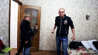ОТСИДЕВШИЙ БАТЯ БРОСАЕТСЯ НА БАБУШКУ | ПРОДОЛЖЕНИЕ С БАБУШКОЙ