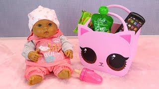 #Куклы СОБИРАЕМ НА УЛИЦУ Пупсика Мультик Для девочек Игрушки для детей Мама Маша
