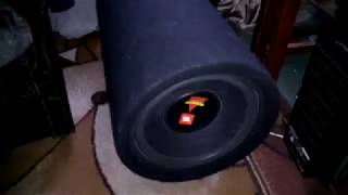 Подключил сабвуфер JBL дома СОСЕДИ ПРИШЛИ НА ШУМ