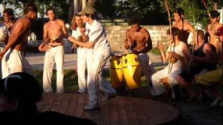 Capoeira Esquiva de Oxossi Mercado Modelo (Sayago)