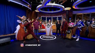 Vincent Kecolok Baju Cosplay Rita Repulsa
