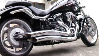 YAMAHA XV1900CU　RAIDER 　vance&hines 2into2 !