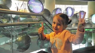 Музей технологий Петронас Куала-Лумпур VLOG путешествия с детьми Petrosains The Discovery Centre