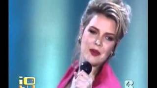 Kim Wilde - It's here (Live @ Azzurro 90)