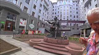 126. ЦЕРКОВЬ НА ВАСИЛЬЕВСКОМ. ПИТЕРСКИЙ МУЗЫКАНТ. КОНКИ. ШОПИНГ В АПРАШКЕ.