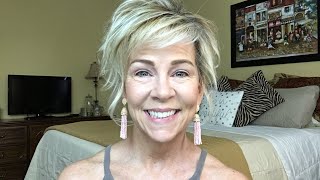 Simple Mature Hooded Eye Tutorial Using Neutral Colors