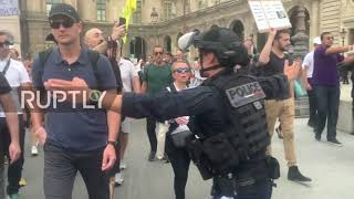 France: Thousands rally in Paris against COVID health pass for 6th consecutive weekend