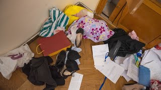 Группа протестующих разгромила кабинеты депутатов Национального Собрания Армении