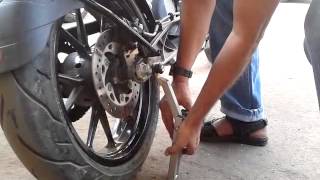 KTM Duke 200 Motorcycle Stand for DIY Chain Clean & Lube.