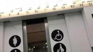 大丸東京店のエレベーター《リテイク》