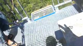 Le saut à l'élastique de Tof en caméra embarquée (3/3) LE SAUT !!!