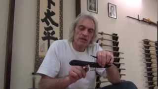 Fred Perrin Commentary on the Spyderco Street Bowie Knife