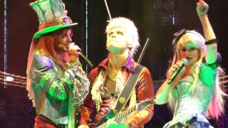 Mad T Party - The Pretender