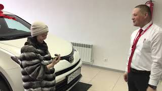 Наш лидер Гульнара Рахимова получила в подарок машину от компании???