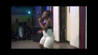RWANDA | KARAOKE DANCE IN KIGALI