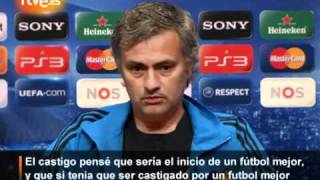 Mourinho corrige a traductor que "inventa" traducción