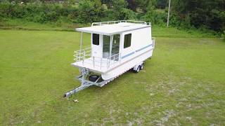 Lil' Hobo Trailerable Houseboat