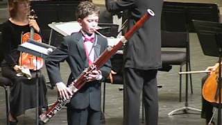 Vivaldi Bassoon Concerto played by James Perlman 12 yrs old