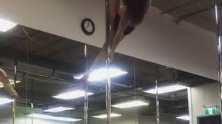 Pole Dance. Связка для статичного пилона. Сильный уровень.