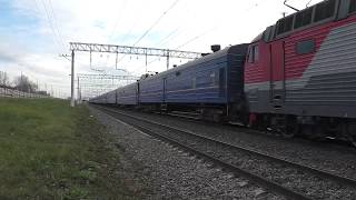 Электровоз ЧС7-282 (ТЧЭ-1) с туристическим поездом "Золотой орёл Транссибирский экспресс".