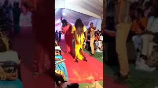 Woman's dress tears apart and her butt shows hahahaha!!!!