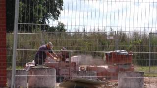 We build your Home - Häuser für Schutzsuchende Episode 12 نحن نبني منزلك