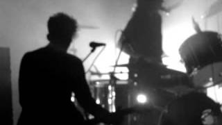 Black Rebel Motorcycle Club- Beat the Devil's Tattoo
