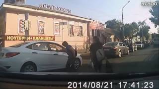 Женская логика, женская драка с авто. Подборка разных ситуаций 18 +
