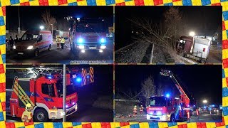++ SPEKTAKULÄRER CRASH mit LKW nach ALKOHOLFAHRT ++ [Feuerwehr befreit Fahrer über Drehleiter] - [E]