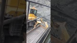 KOMATSU wd600-6