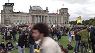 LIVE: Greta Thunberg joins pre-election Fridays for Future demo in Berlin