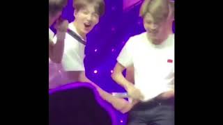 [DAY2]180917 BTS Jimin Showing His Abs To ARMYs @ BTS Love Yourself Concert in Fort Worth