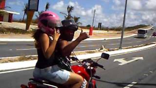 Empinando Moto Bruna e Marconi em Natal-RN