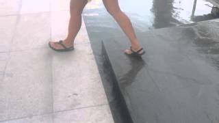 LUNA MONO sandals leave barefoot footprints yo!