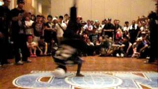 Final World Of Dance 2009 : Joyeux Loufocks VS Super Crew