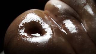 SEXY BELLY BOTTON OIL TORTURE