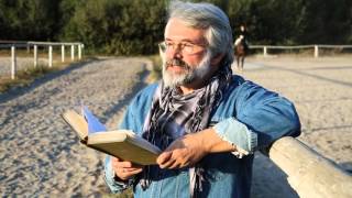 Станислав Минаков читает фр-т "Всадника без головы"