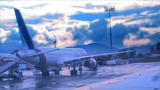 Amazing landing at Tribhuvan Airport Kathmandu Nepal
