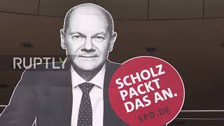 Germany: Political party posters go up in Berlin ahead federal election