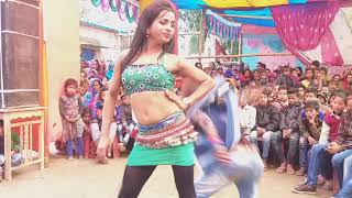 Lach lach Lachke chup Patli Kamar Gaye