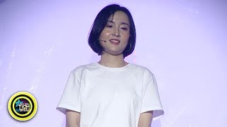 Lầy hơn mượn rượu tỏ tình, cô nàng mượn cả nam chính để nói yêu...người khác