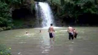 Salto cachoeira Aguas da Prata