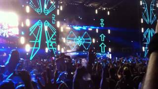 David Guetta feat. Sia - Titanium - Live at Ultra Music Festival Miami 2012