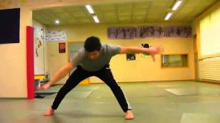 ONE HAND AIRFLARE TO ONE HAND HALO  /  ALEX LEGITEAM OBSTRUXION