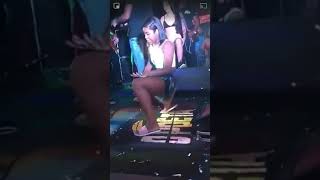 Man super kick he’s woman because she was shaking that ass