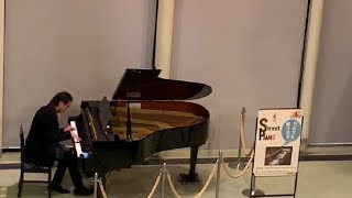 坂本龍一教授作曲の子猫物語のテーマを春日井市の福祉施設で弾いてみたo(^o^)o